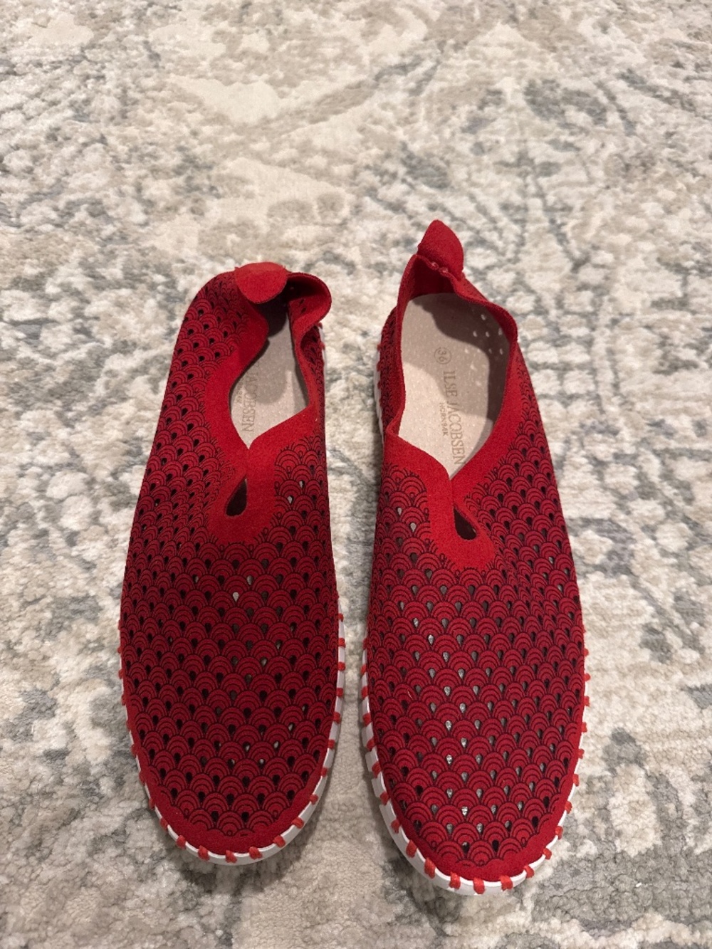 Isle Jacobsen Red Slip On Shoes